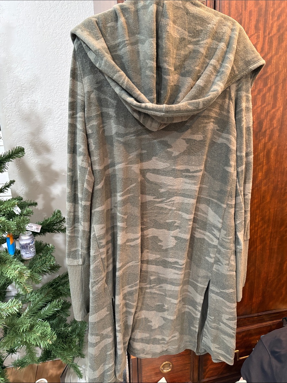 Women's Hooded Camouflage Cardigan - Olive/Beige